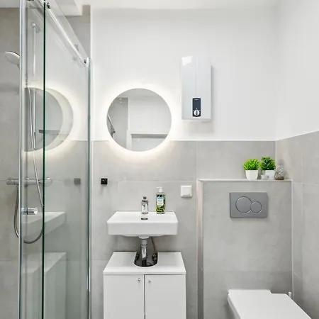 Moderne, Zentrale Und Gemuetliche 아파트 *