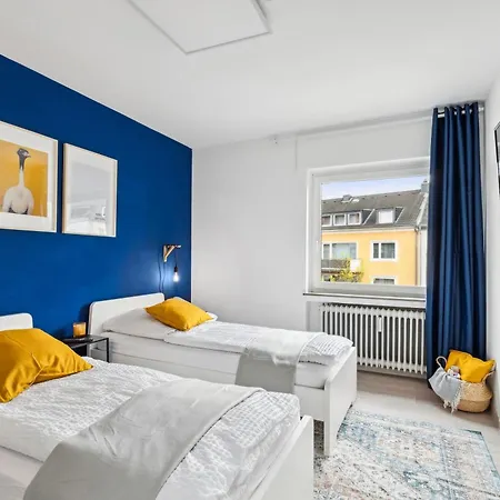 Moderne, Zentrale Und Gemuetliche