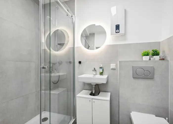 Moderne, Zentrale Und Gemuetliche