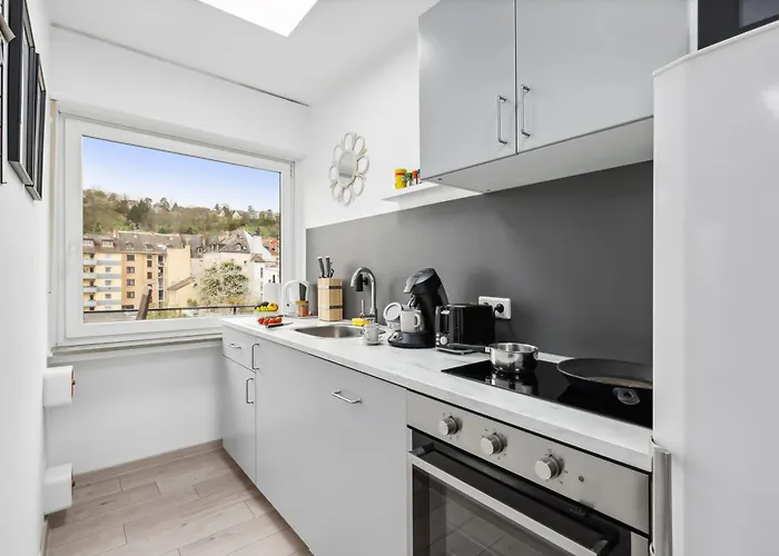 Moderne, Zentrale Und Gemuetliche Lägenhet